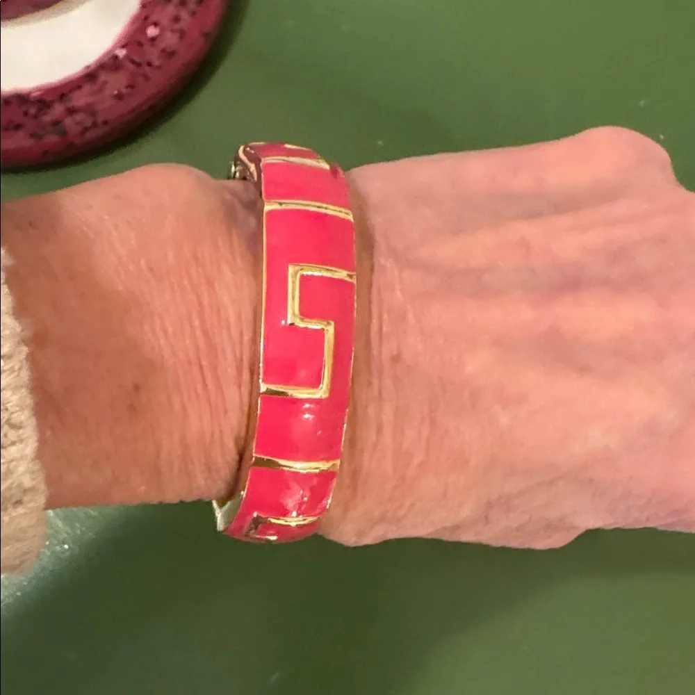 Fornash 🎉HP🎉enamel pink and gold bracelet